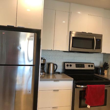 Amicable, Cozy, High Speed Internet, Sleeps 2 Riverview Downtown Apartment YYC المظهر الخارجي الصورة