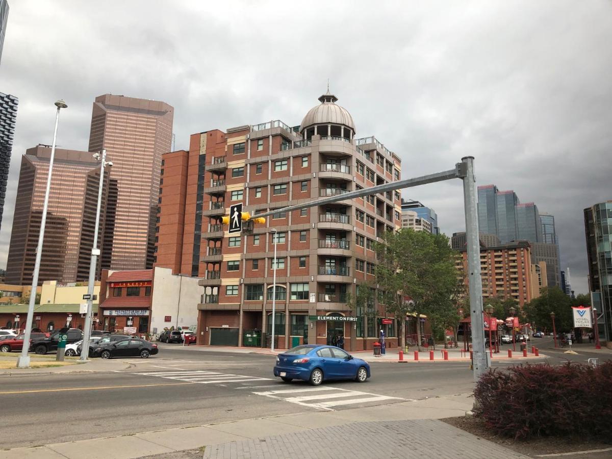 Amicable, Cozy, High Speed Internet, Sleeps 2 Riverview Downtown Apartment YYC المظهر الخارجي الصورة