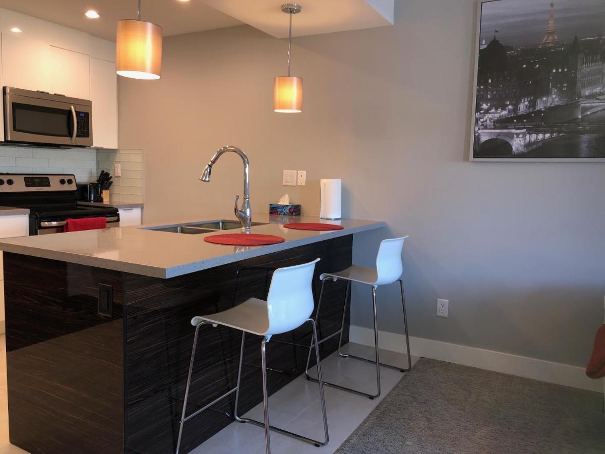 Amicable, Cozy, High Speed Internet, Sleeps 2 Riverview Downtown Apartment YYC المظهر الخارجي الصورة